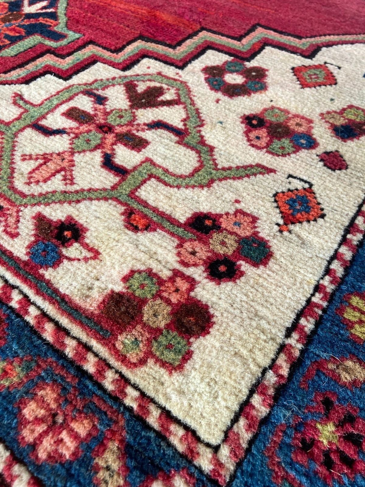 photo furniture Antique Karabagh Long Rug 2.97m X 1.17m