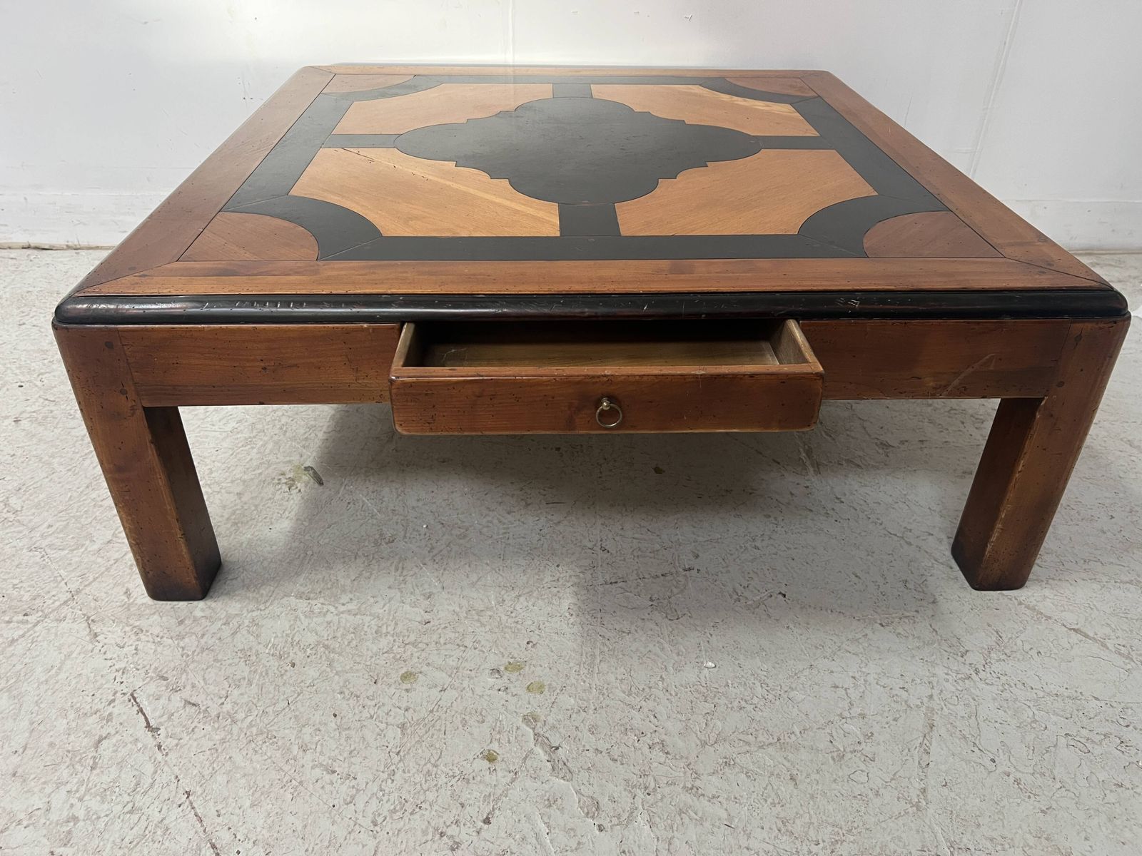20th Century Wooden Coffee Table With Geometric Decoration photo 651.0
