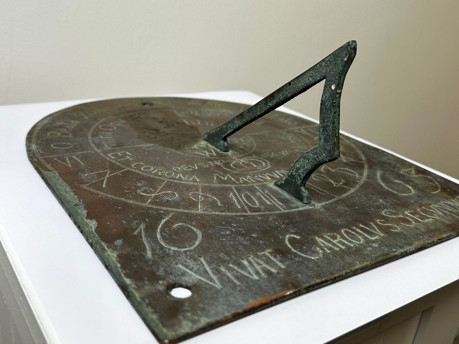 17th Century Bronze Garden Sundial Plate Gnomon Timepiece King Charles II Lives photo Garden Decor