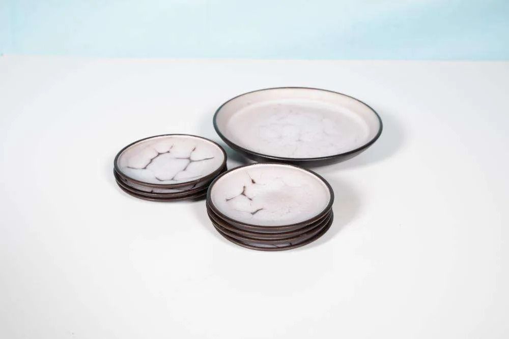 Vintage Mobach Gebaksset, Fat Lava Keramische Serveerschalen. photo Woonaccessoires