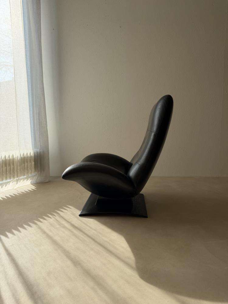 Artifort Wave F773 Fauteuil Zwart Leer Peter Van Der Ham 1985 photo for sale