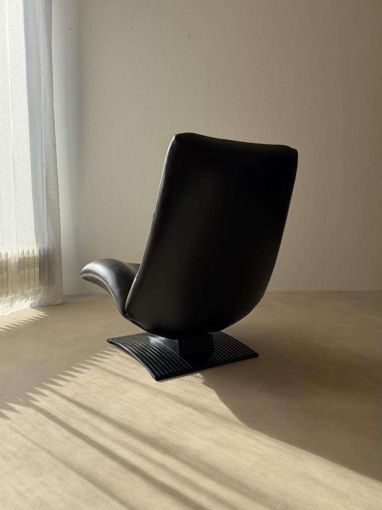Artifort Wave F773 Armchair Black Leather Peter Van Der Ham 1985 photo 1042.0