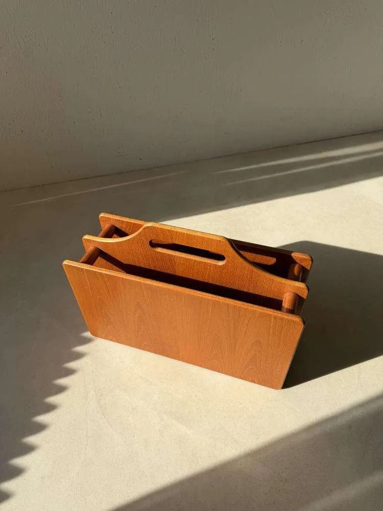 Deens Teakhouten Tijdschriftenrek, Ca. Jaren 1970 photo Woonaccessoires