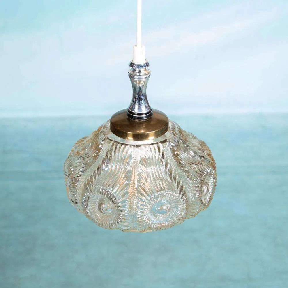 Vintage Design Zweeds Glazen Hanglamp Jaren 1960, Structuurglas. photo furniture