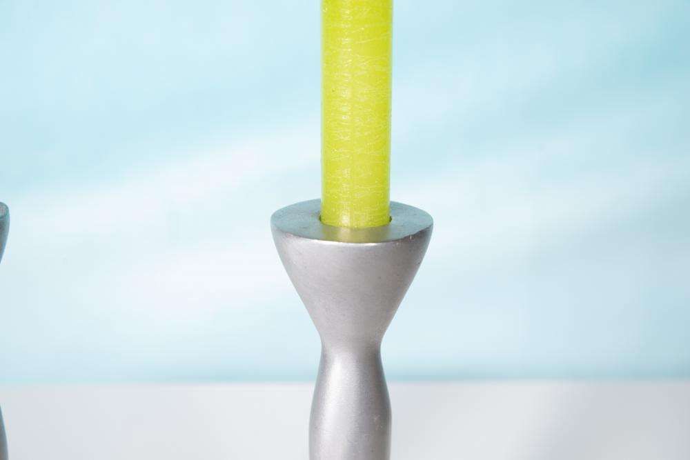 Set Van Twee Space Age Kandelaars, Jaren 70/80, Organisch Aluminium. photo Woonaccessoires