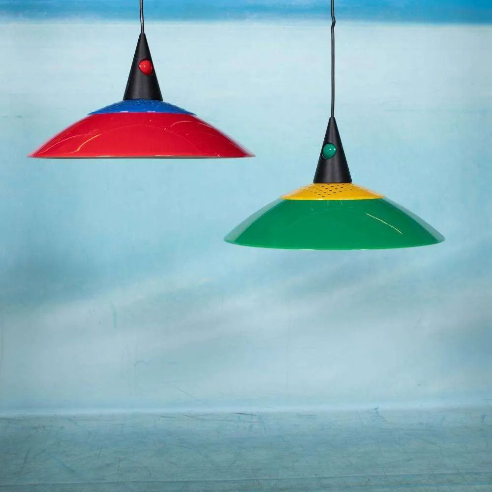 photo for sale Memphis Stijl Hanglamp Jaren 1980, Kinderkamer, Rood, Blauw, Zwart.