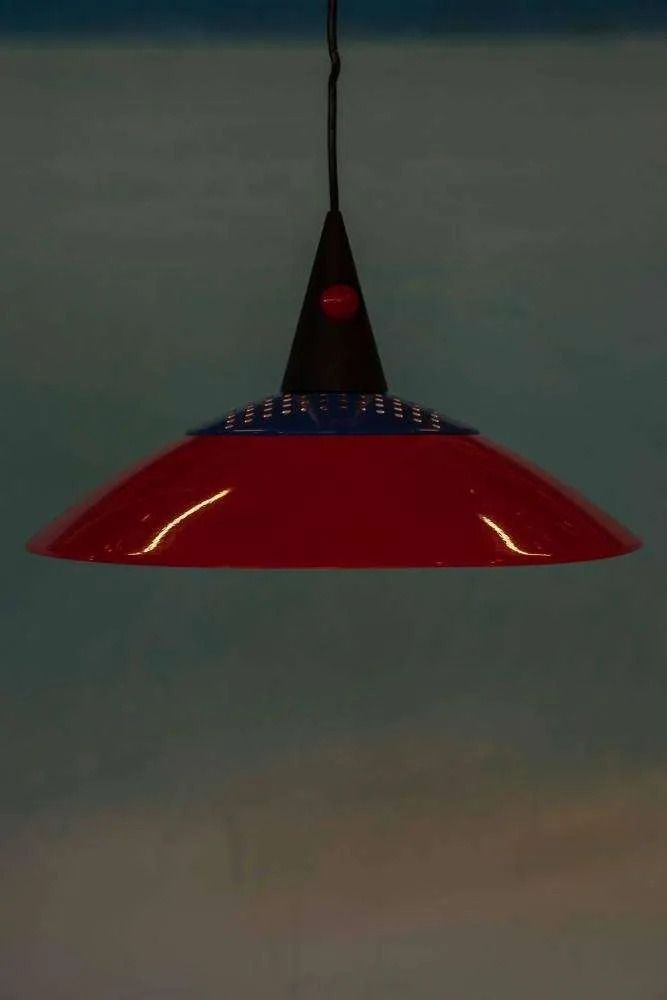 Verlichting Memphis Stijl Hanglamp Jaren 1980, Kinderkamer, Rood, Blauw, Zwart. photo