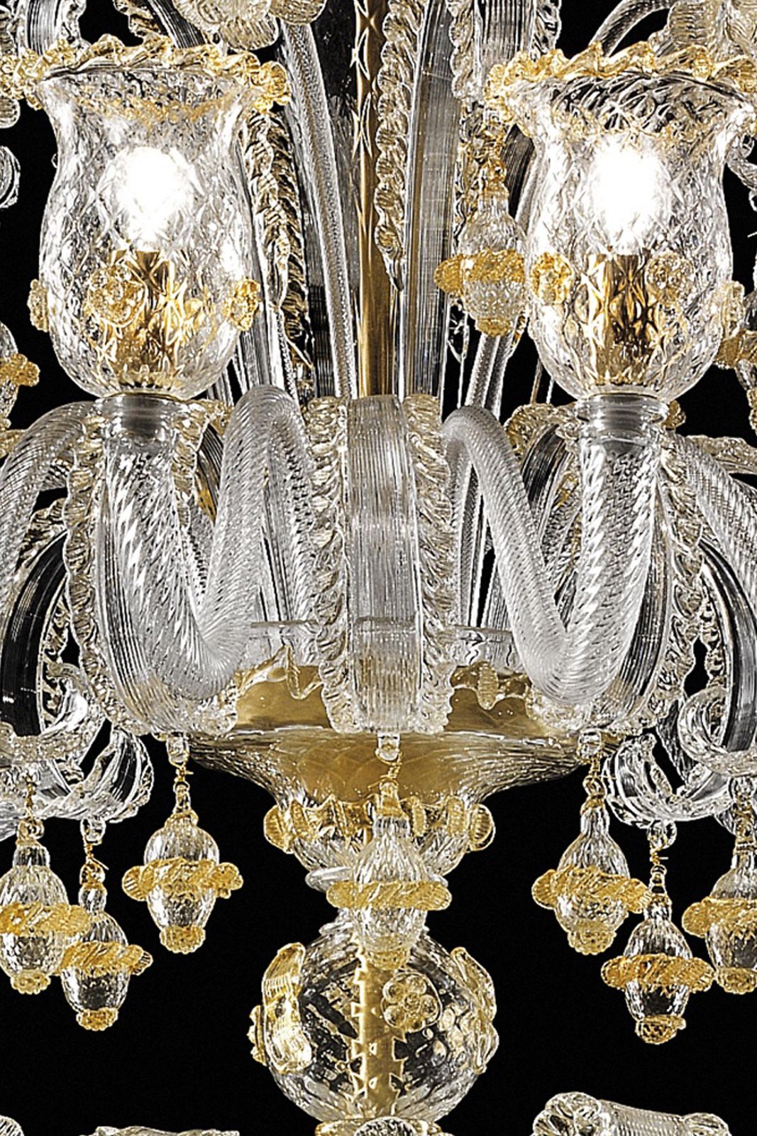 Huge Imperial Venetian "Rigadin" Murano Glass Chandelier With Gold Trimming photo vinterior