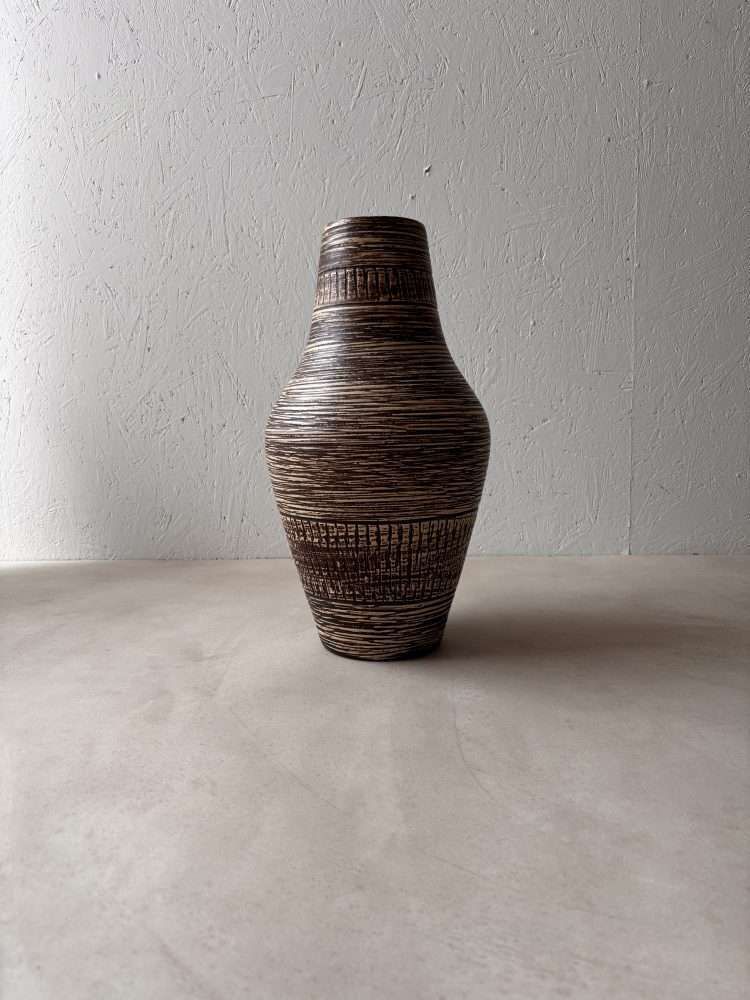 Japandi Keramische Spara Vloervaas Jaren '70 Minimalistische Vaas photo for sale