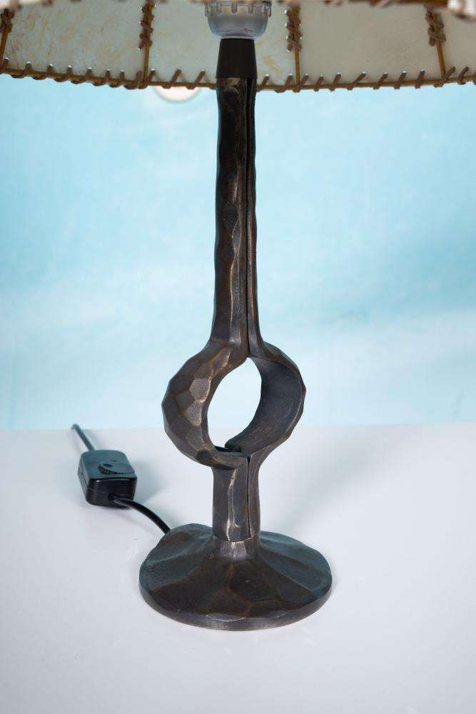 Brutalistische Bronzen Tafellamp, Sculptuurontwerp Jaren 1970 photo Verlichting