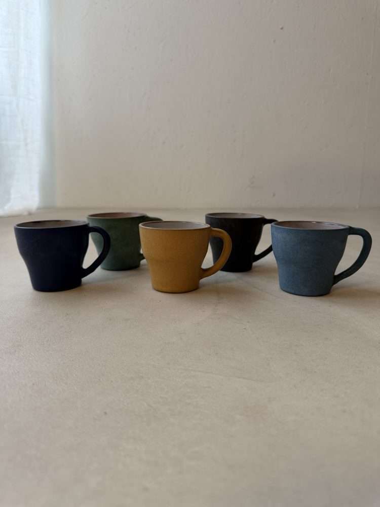 Set Van Vijf Scandinavische Studiobekers Uit De Jaren 1960 photo furniture