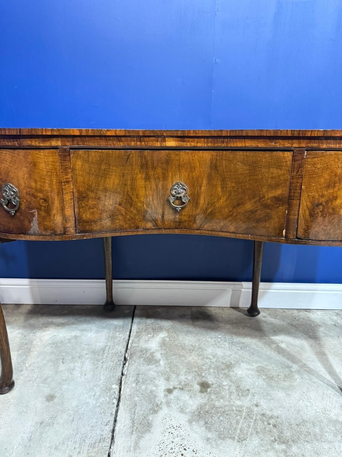 Antique Burr Walnut Sideboard Kidney Shaped Dressing Table Vintage photo 155.0