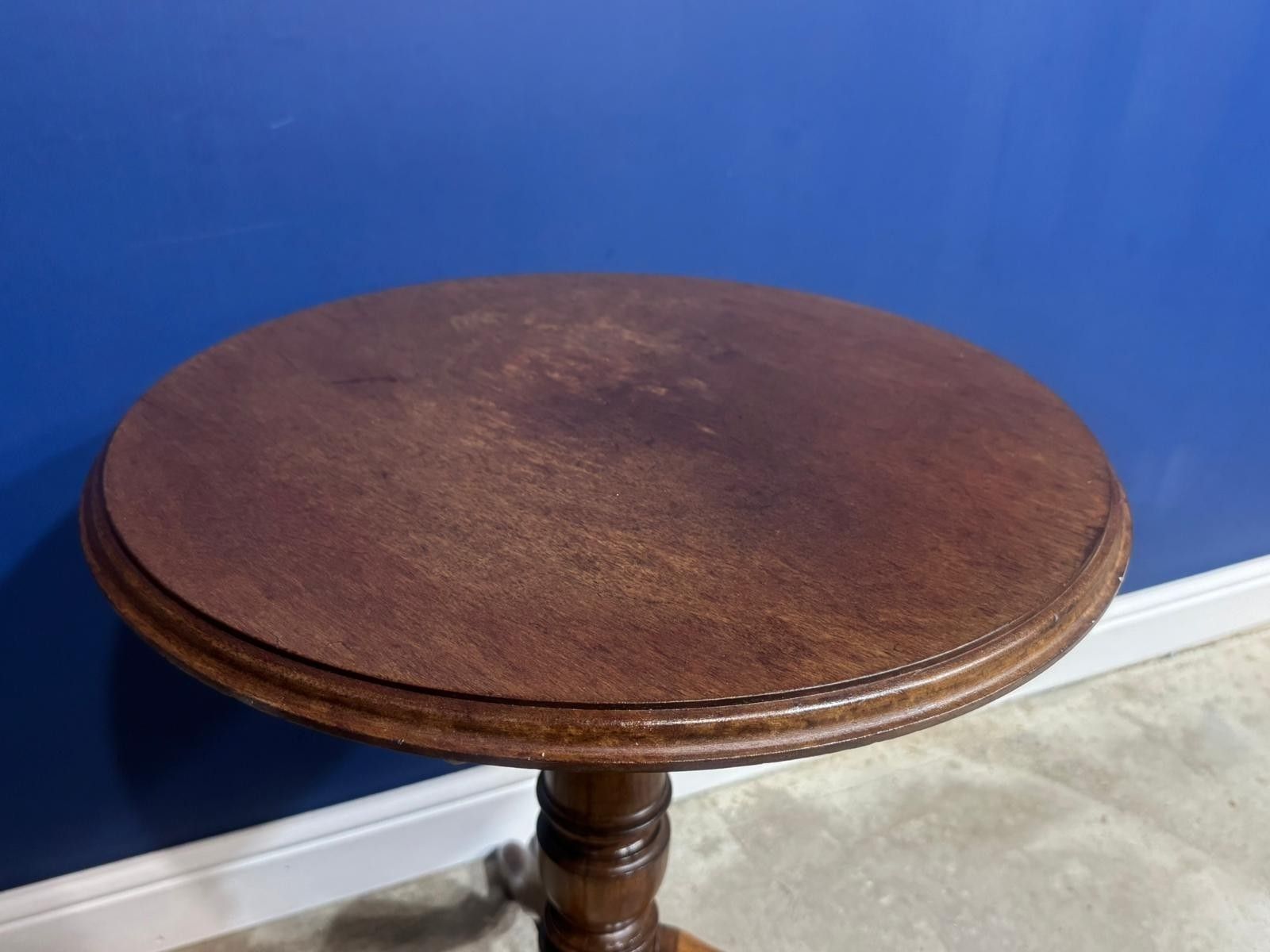 Victorian Tilt Top Wine Table Tripod Side Table Plant Lamp Stand Antique photo Furniture