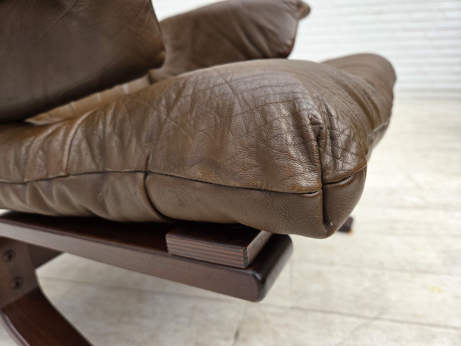 Ca. Jaren 1970, Scandinavisch Design, Fauteuil In Bruin Meubelleer. photo 1170.0