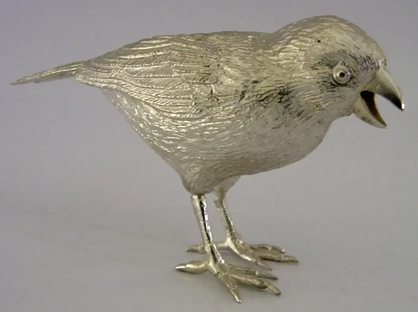 Figurine d'oiseau grandeur nature en argent sterling massif, 1979, 112 g, Finch ? photo for sale