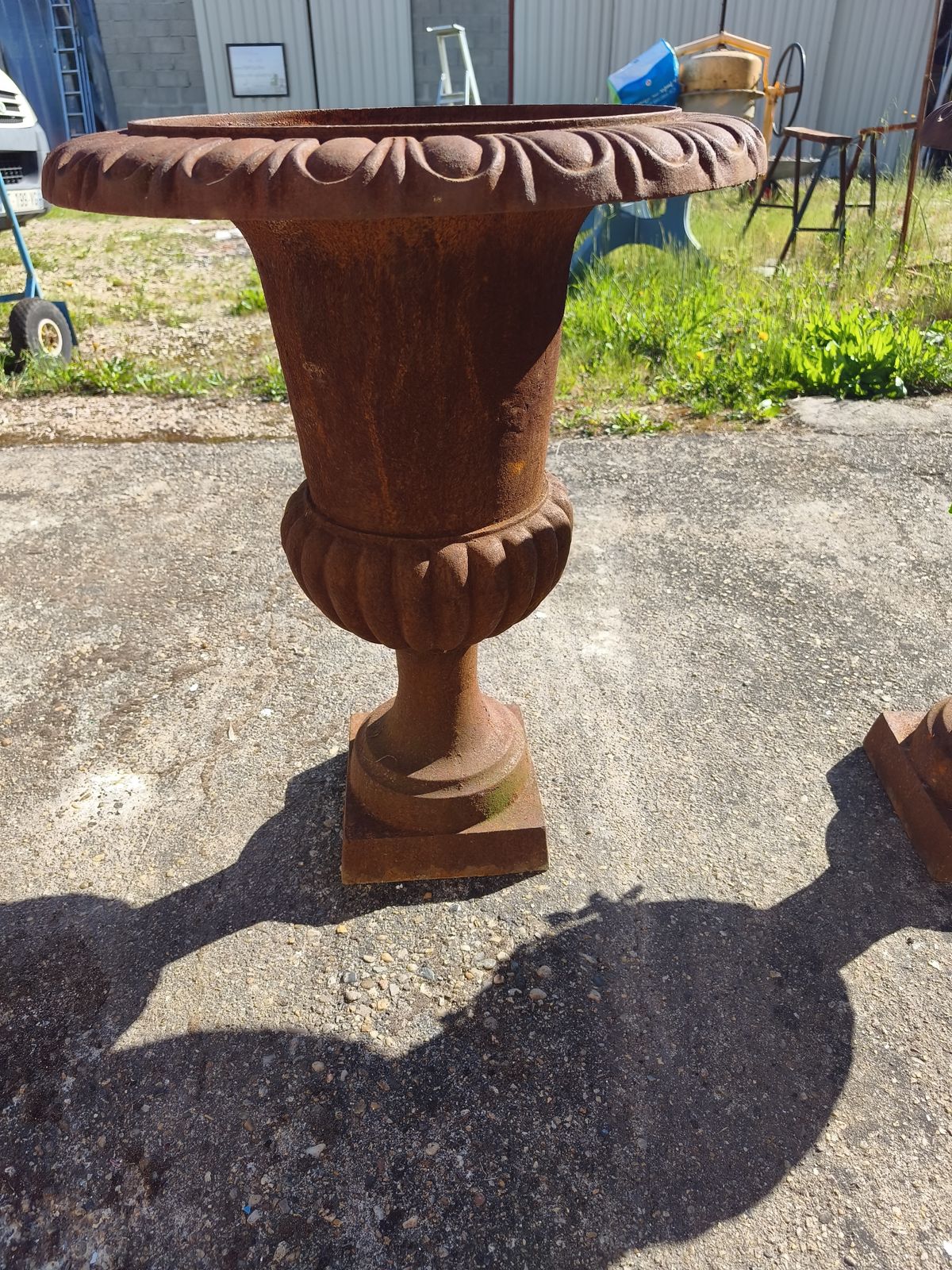 Pair Of 19th Century Cast Iron Medici Vases photo buy