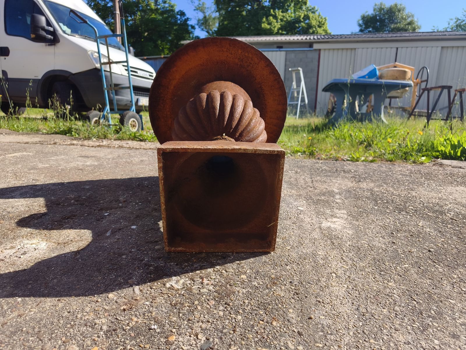 photo buy Pair Of 19th Century Cast Iron Medici Vases