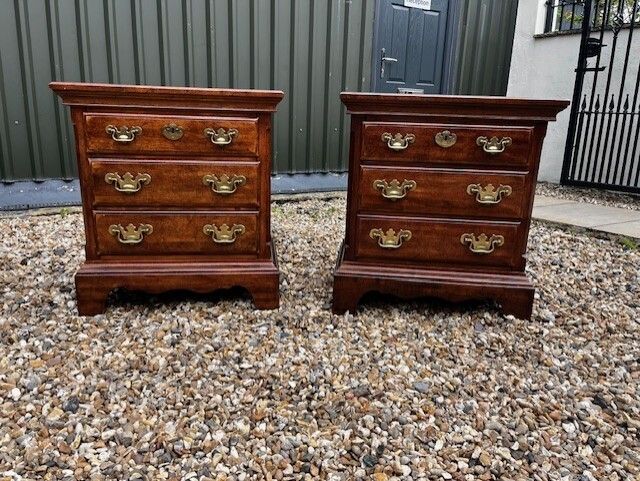 A Pair Of High Quality Georgian Style Mahogany Chests photo for sale