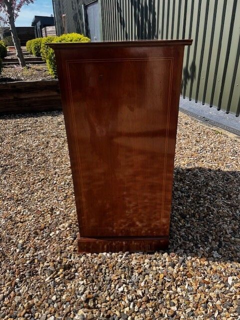 A Fine Quality Sheraton Revival Edwardian Period Mahogany Tall Chest. photo vintage