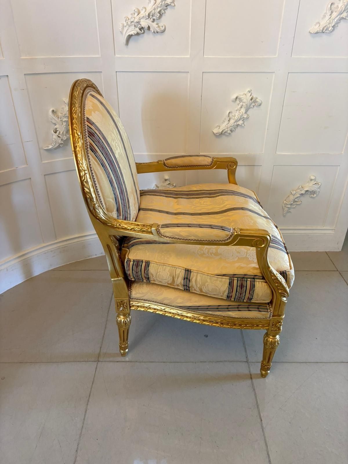photo furniture Antique French Giltwood Bergère Armchairs Set Of 4 Louis XVI Style Salon Chairs