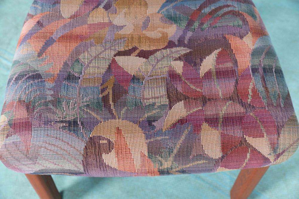 photo buy Japandi Deens Design Eetkamerstoelen Jaren '70 – Teakhouten