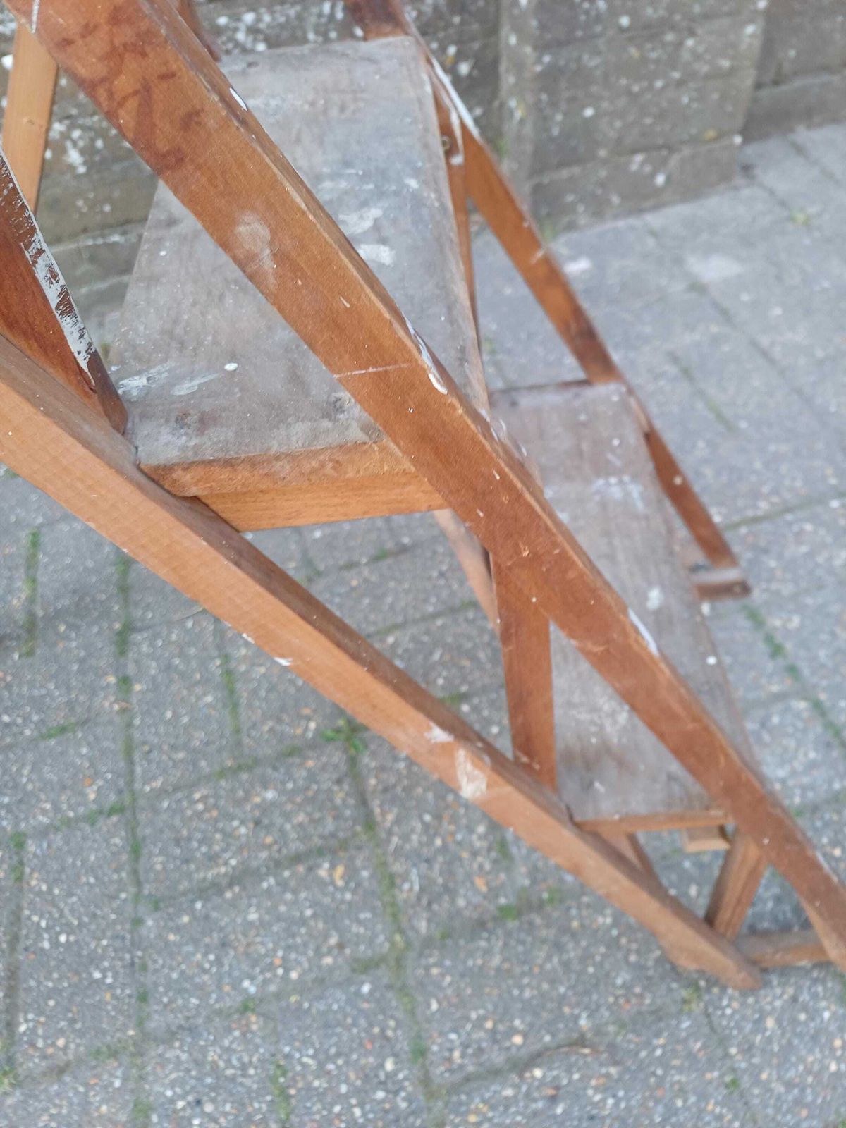 Antique Wooden Step Ladder Early 20th Century Pine Stand Rustic Shelving Display Clothes Rack Shabby Chic Folding Decor photo furniture