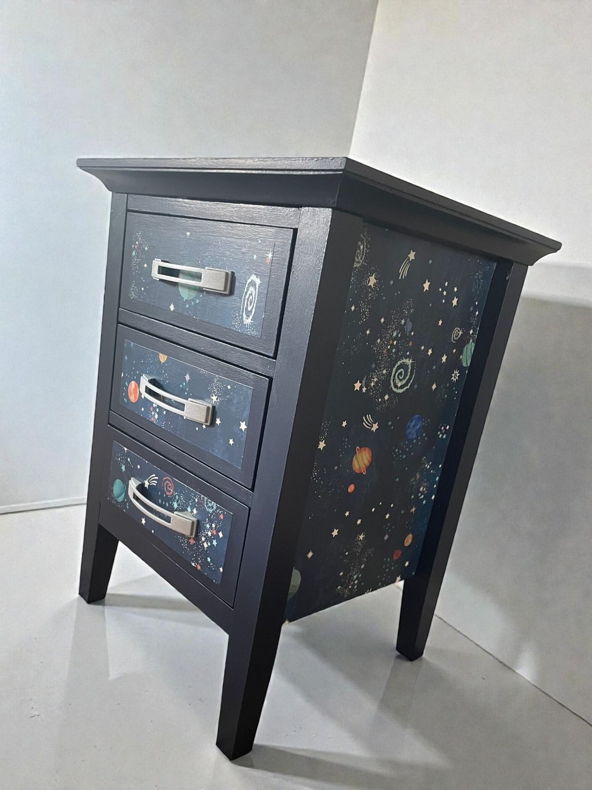 Three Drawer Chest   Bedside Cabinet photo furniture