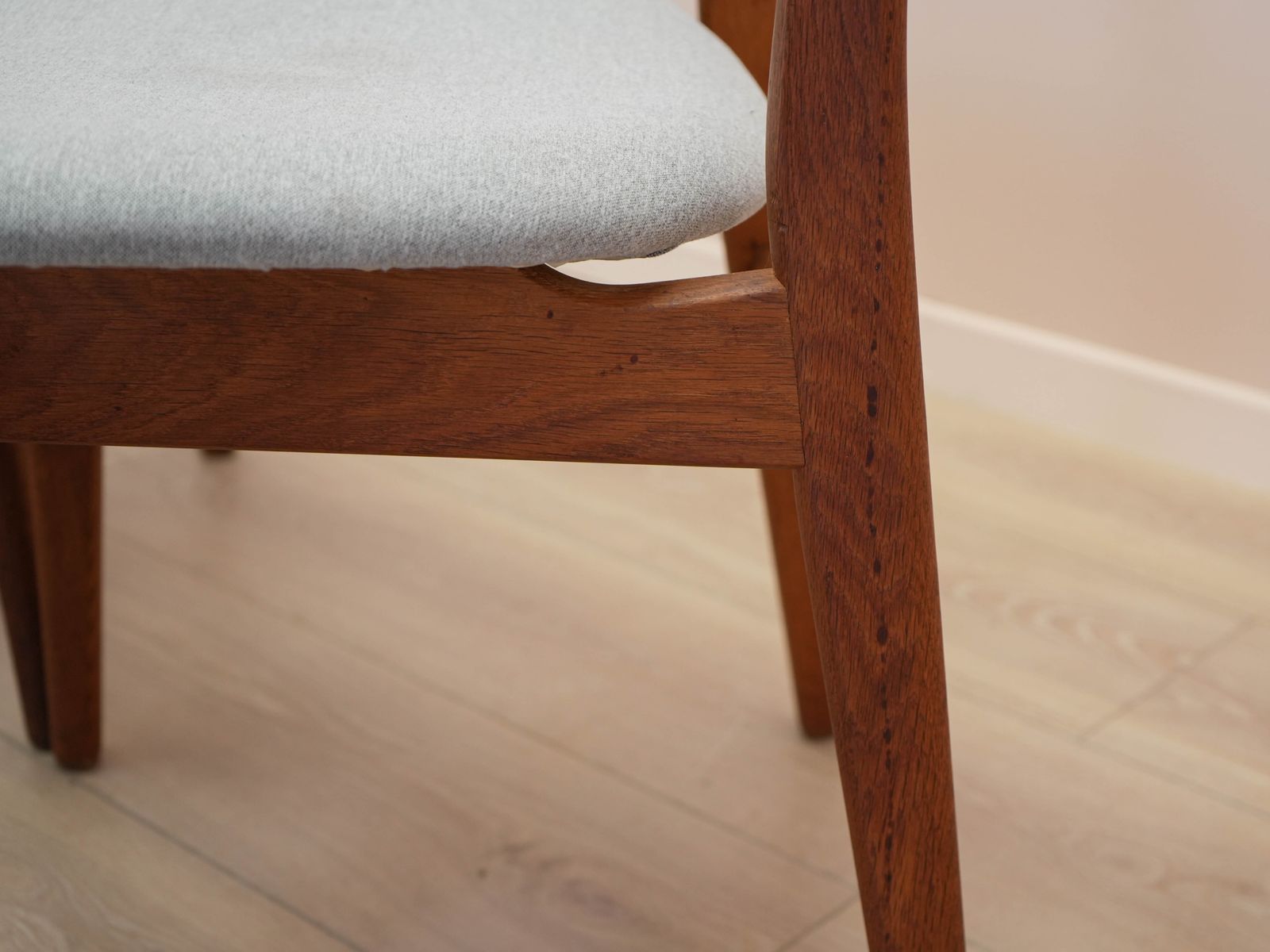 photo vintage Set Of Four Chairs Ch30, Danish Design, 1960s, Designer: Hans J. Wegner