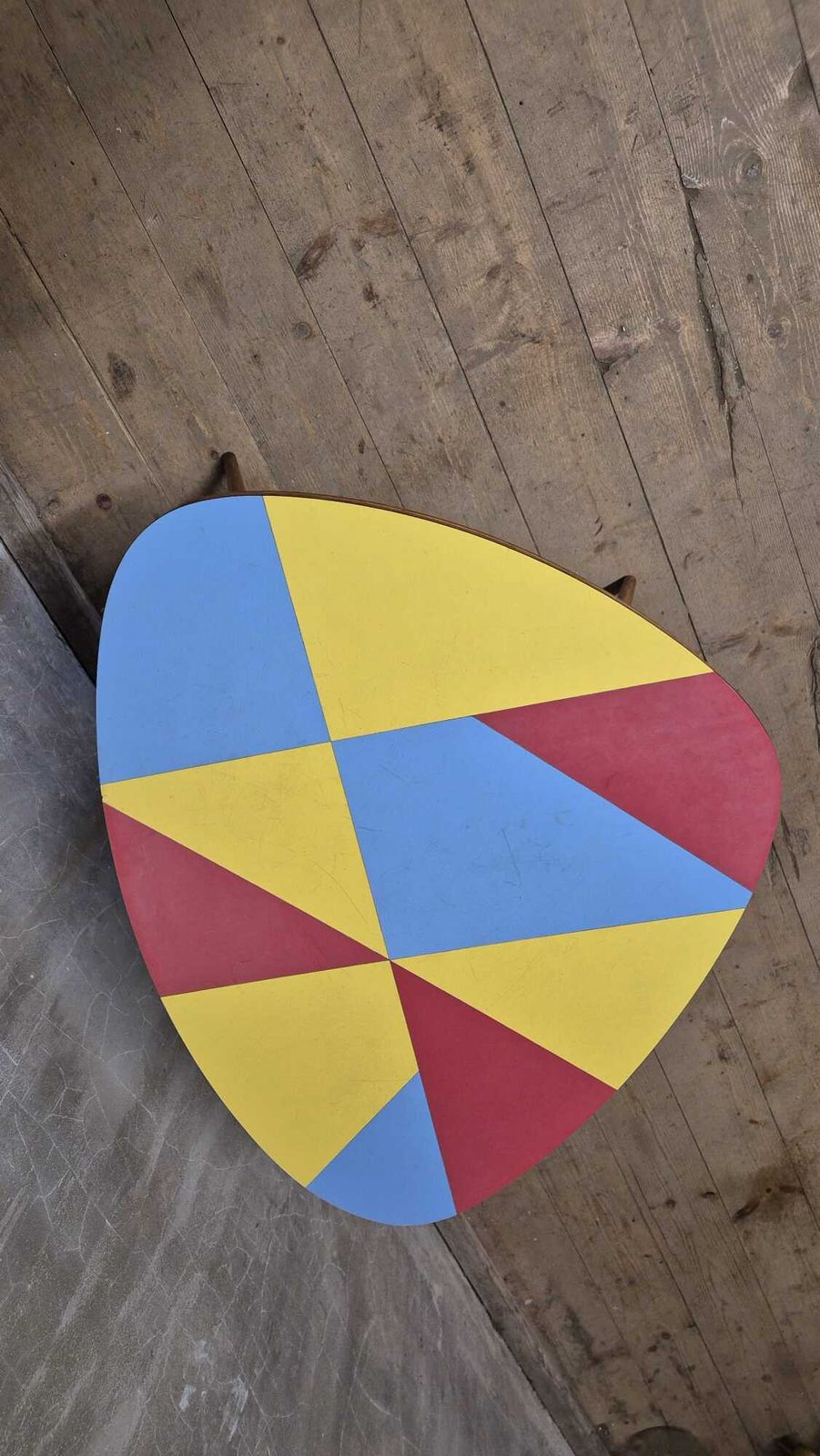 Tsjechoslowaakse Salontafel In Brussels Stijl Van Eiken En Gekleurd Umakart Laminaat, Ca. Jaren 1950. photo Meubels