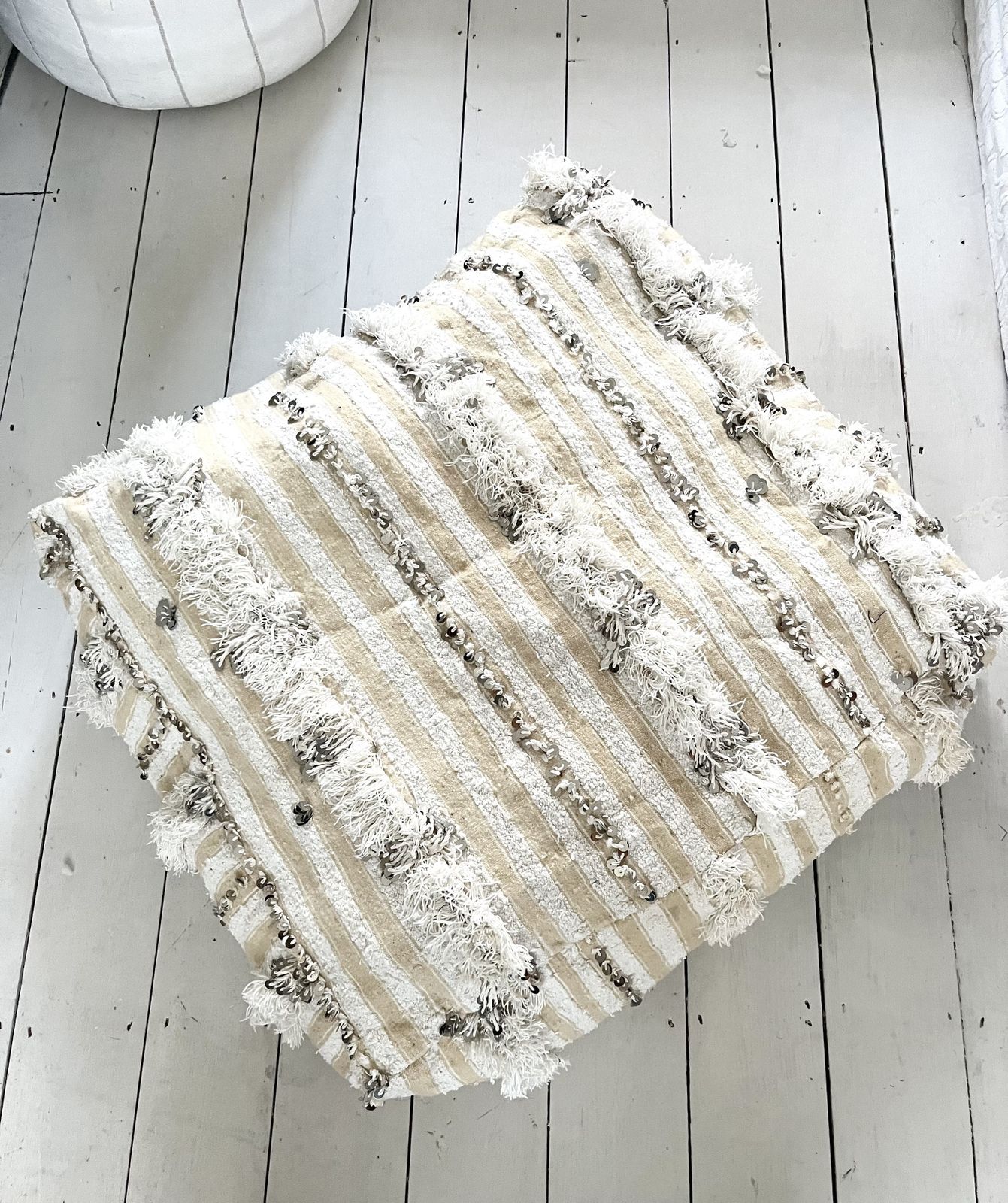 Furniture Moroccan Handira Pouf Xl Vintage Berber Carpet Pouf Handmade Pouf Ottoman Square Pouf photo