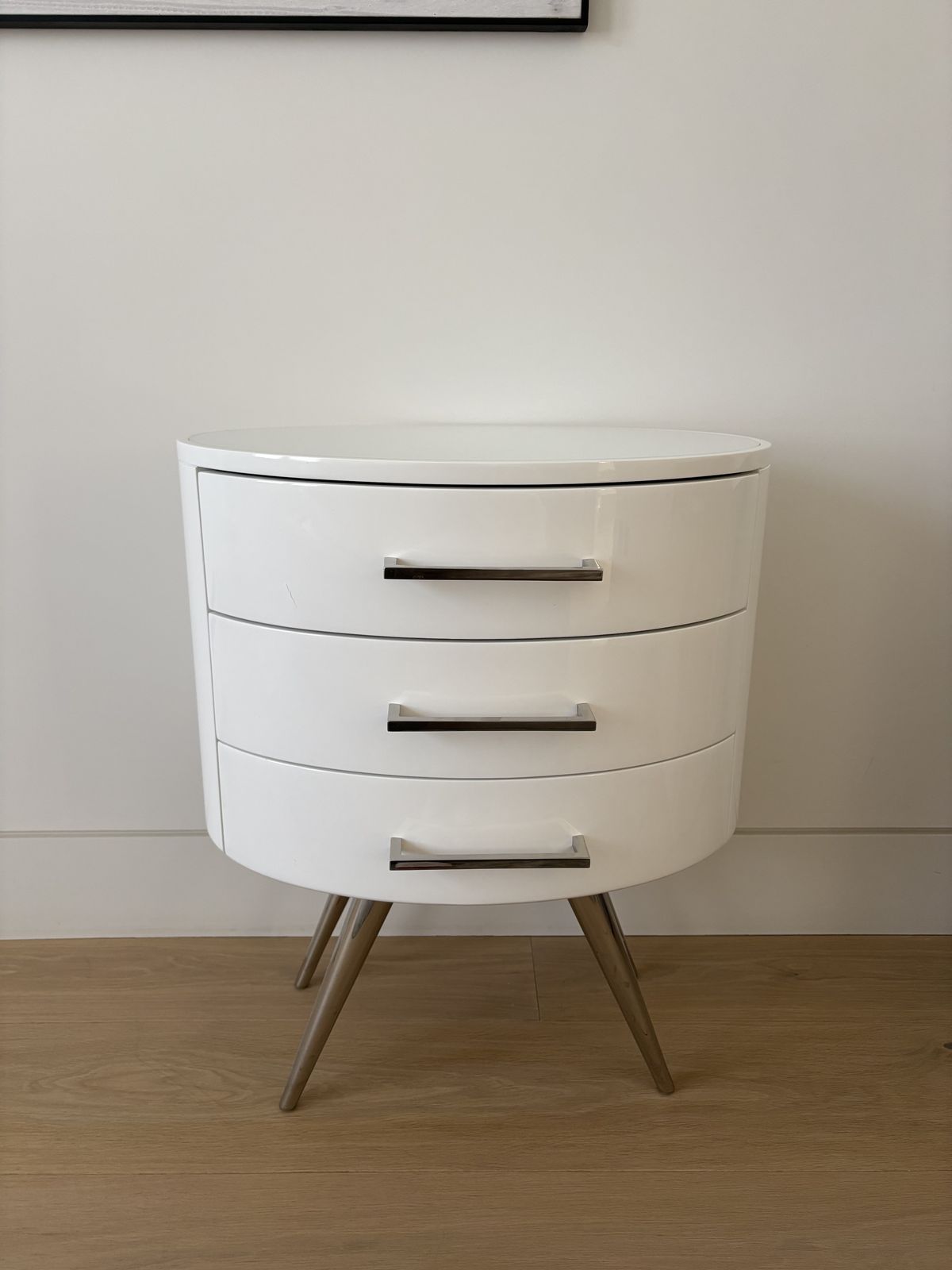 Pair Of Kelly Hoppen Diaz Nightstands / Bedside Tables – High Gloss White photo furniture