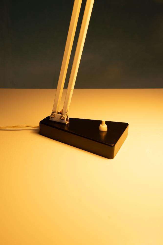 Hala 145 Bureaulamp – Vintage Design Ca. Jaren 1960 photo for sale