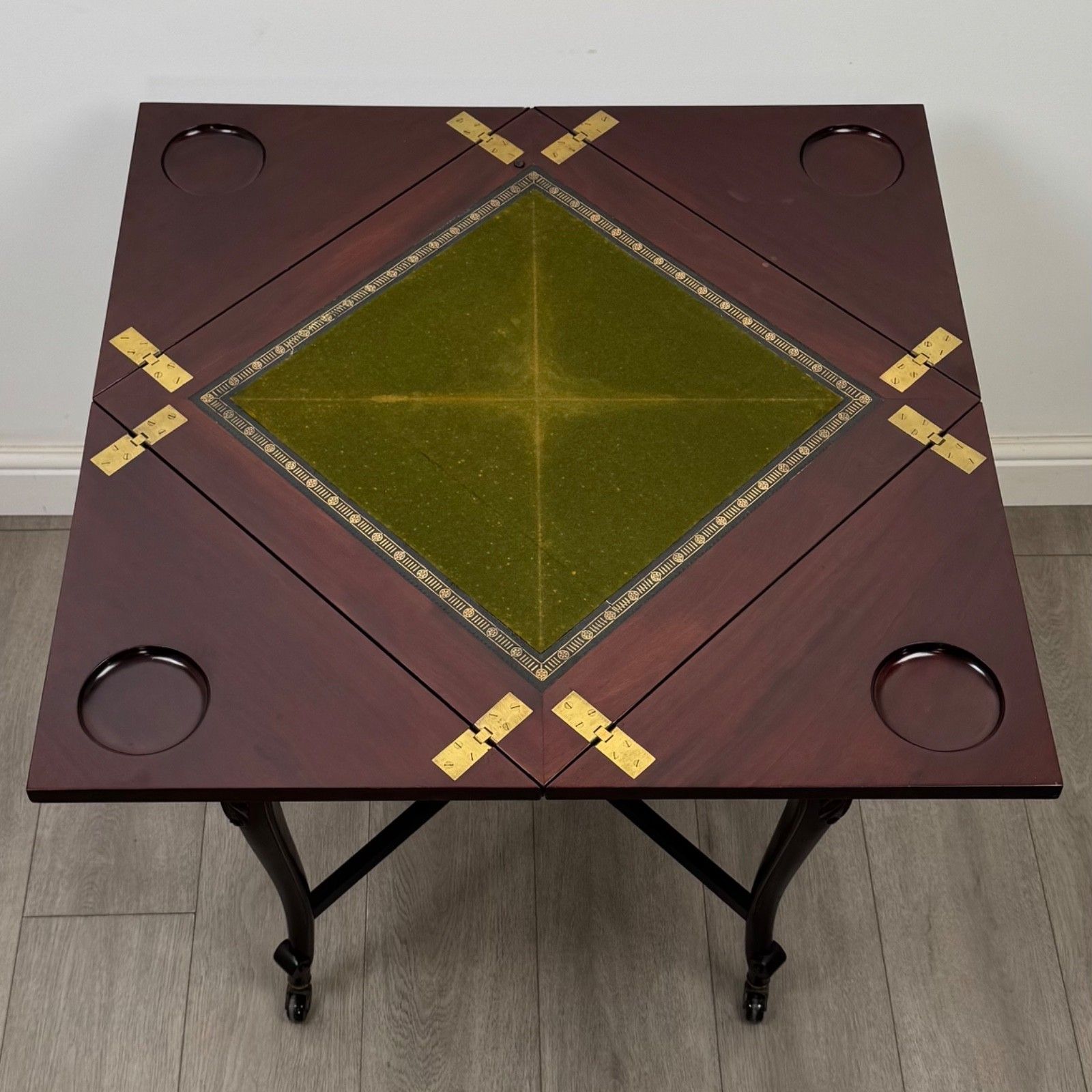 photo for sale Antique 20th Century Envelope Card Table In Mahogany ( Af 5627 )