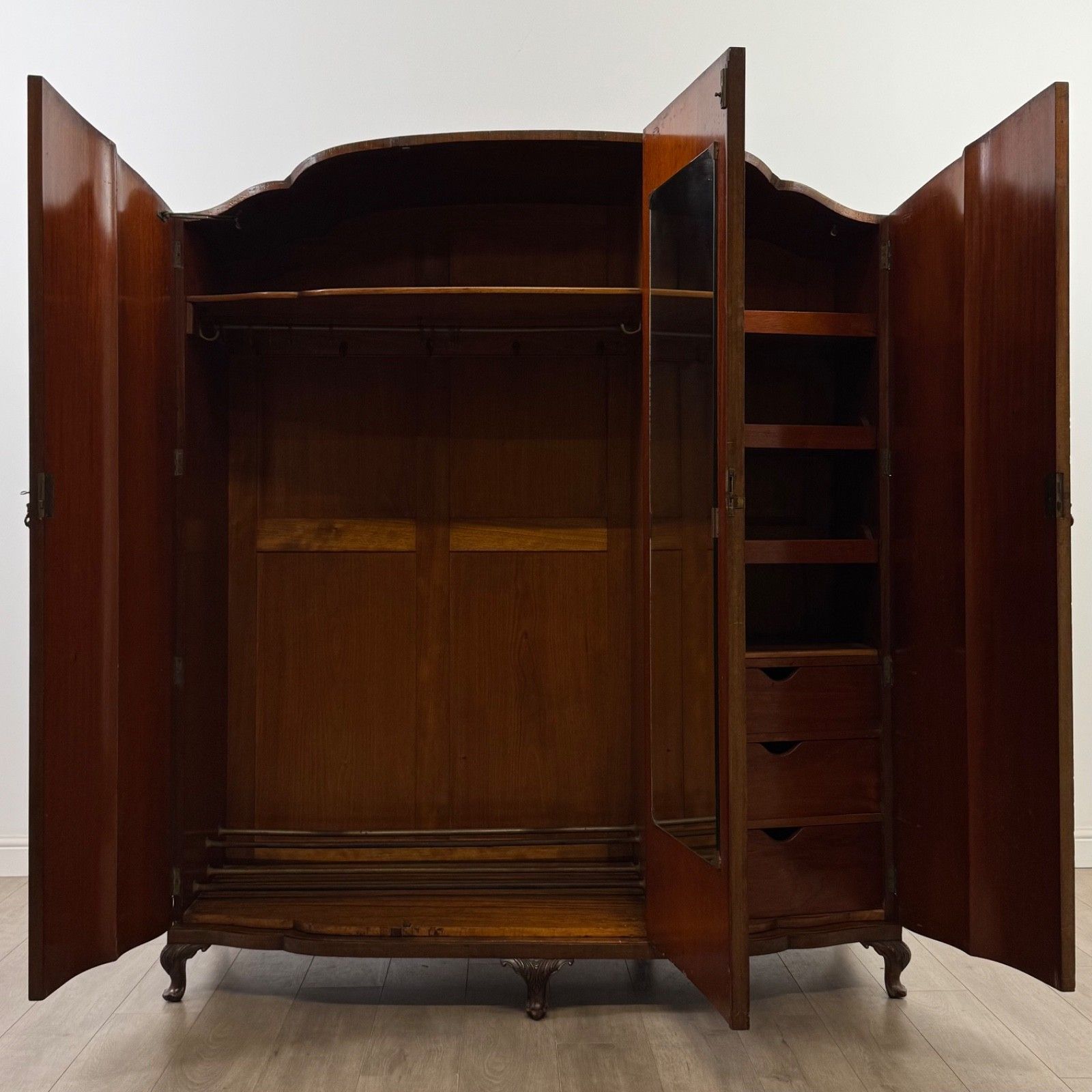 Antique 20th Century Large Edwardian Wardrobe In Burr Walnut ( Af 5611 ) photo furniture