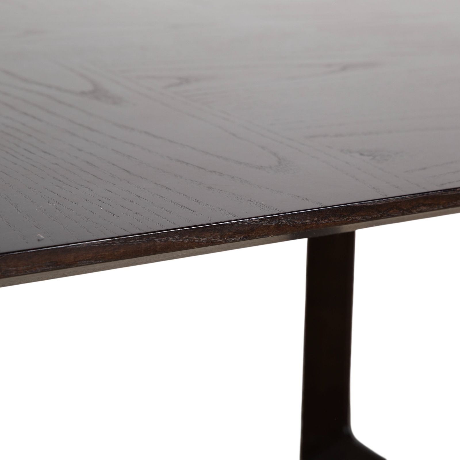 Table à manger Poltrona Frau en bois, brun foncé photo for sale