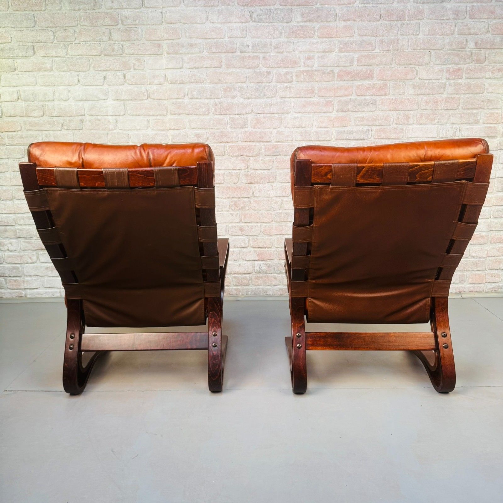 1073.0 Vintage 1970s Hove Mobler Skyline Lounge Chairs Tan Leather Bentwood Beech photo