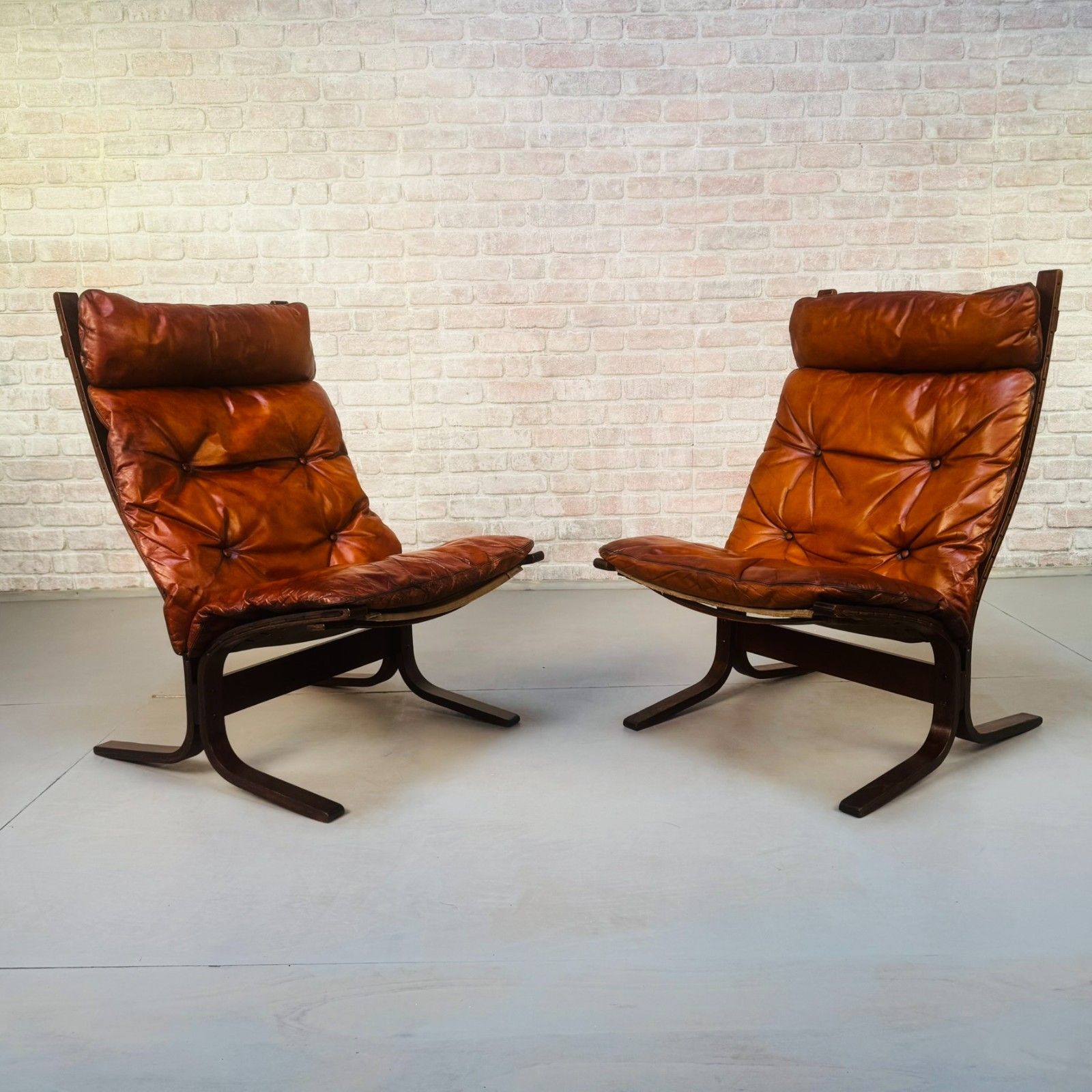 Pair Of 1970s Westnofa Siesta High Back Lounge Chairs By Ingmar Relling photo Furniture
