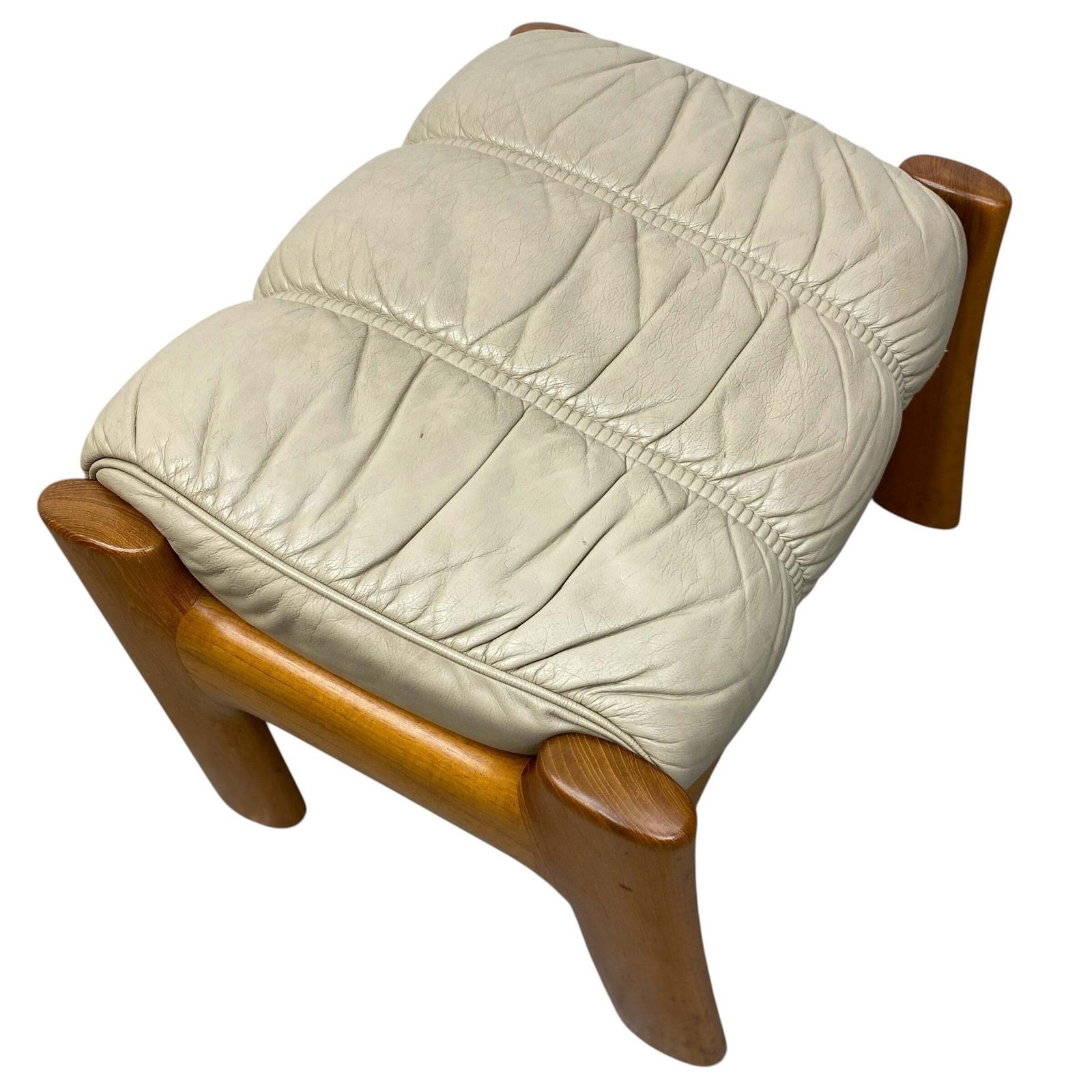 photo vintage Ekornes 'Montana' Armchair Ottoman Norwegian