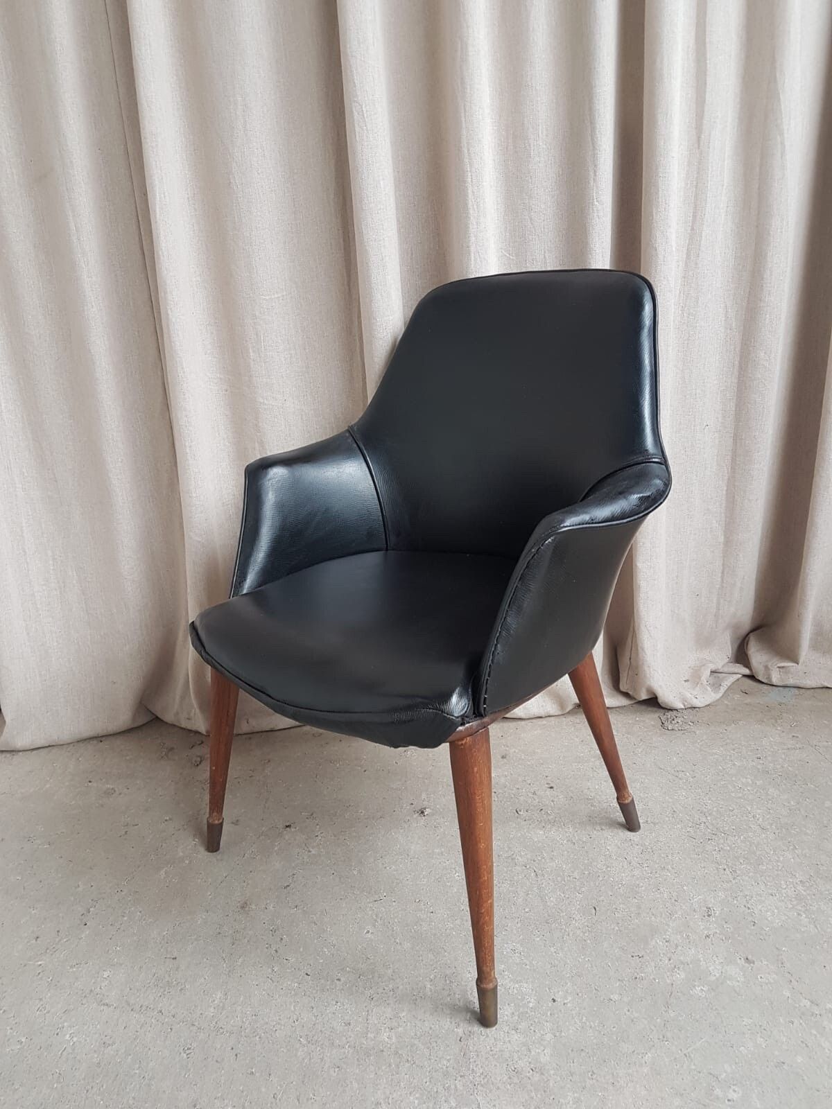 Vtg Mid Century Vinyl Leather Cocktail Chair Retro Danish Italian Design R536 photo vinterior