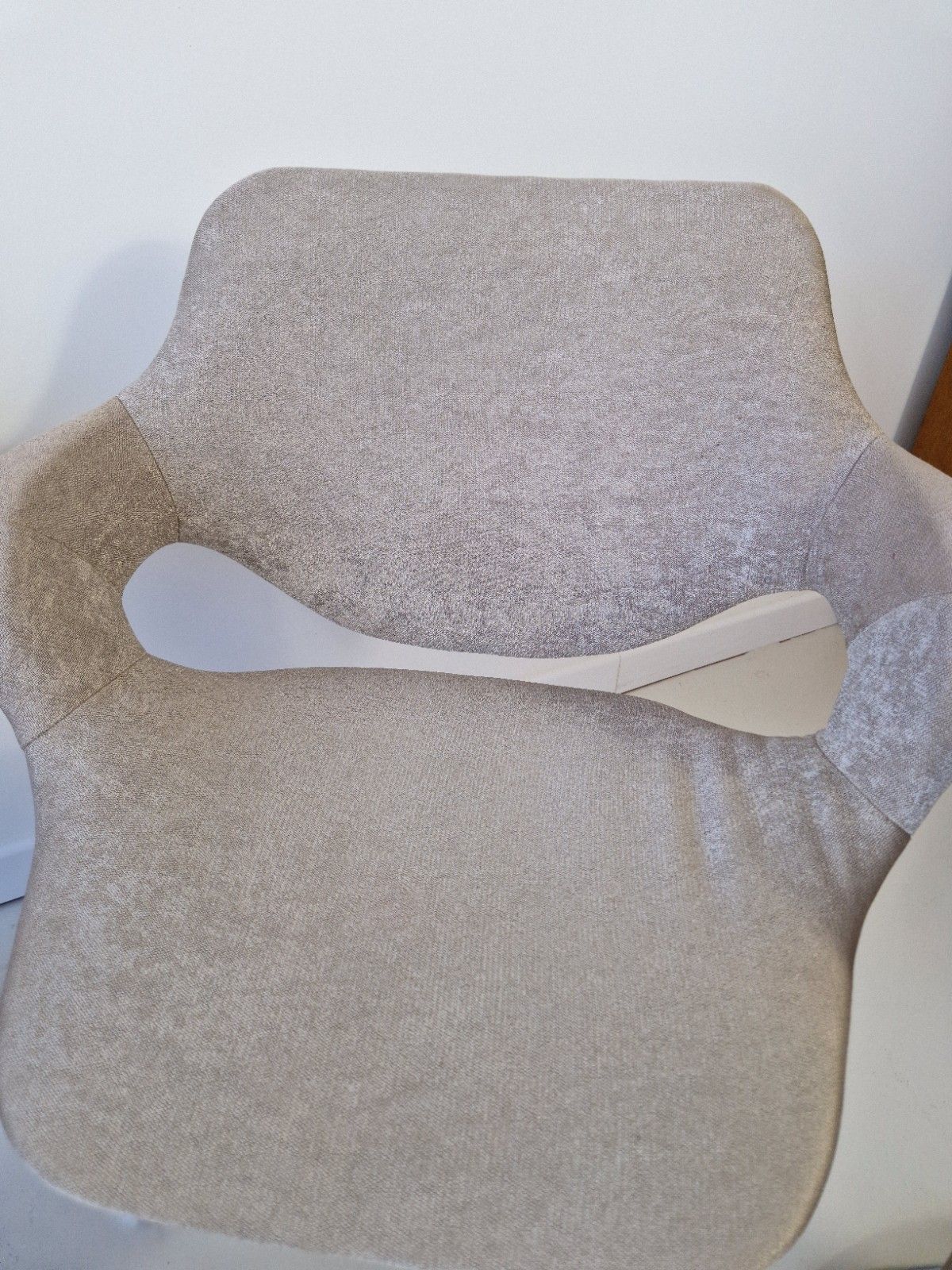 photo furniture Set Of 4 Boris Tabacoff Sphinx Style Cantilever Dining Lounge Chairs 1970