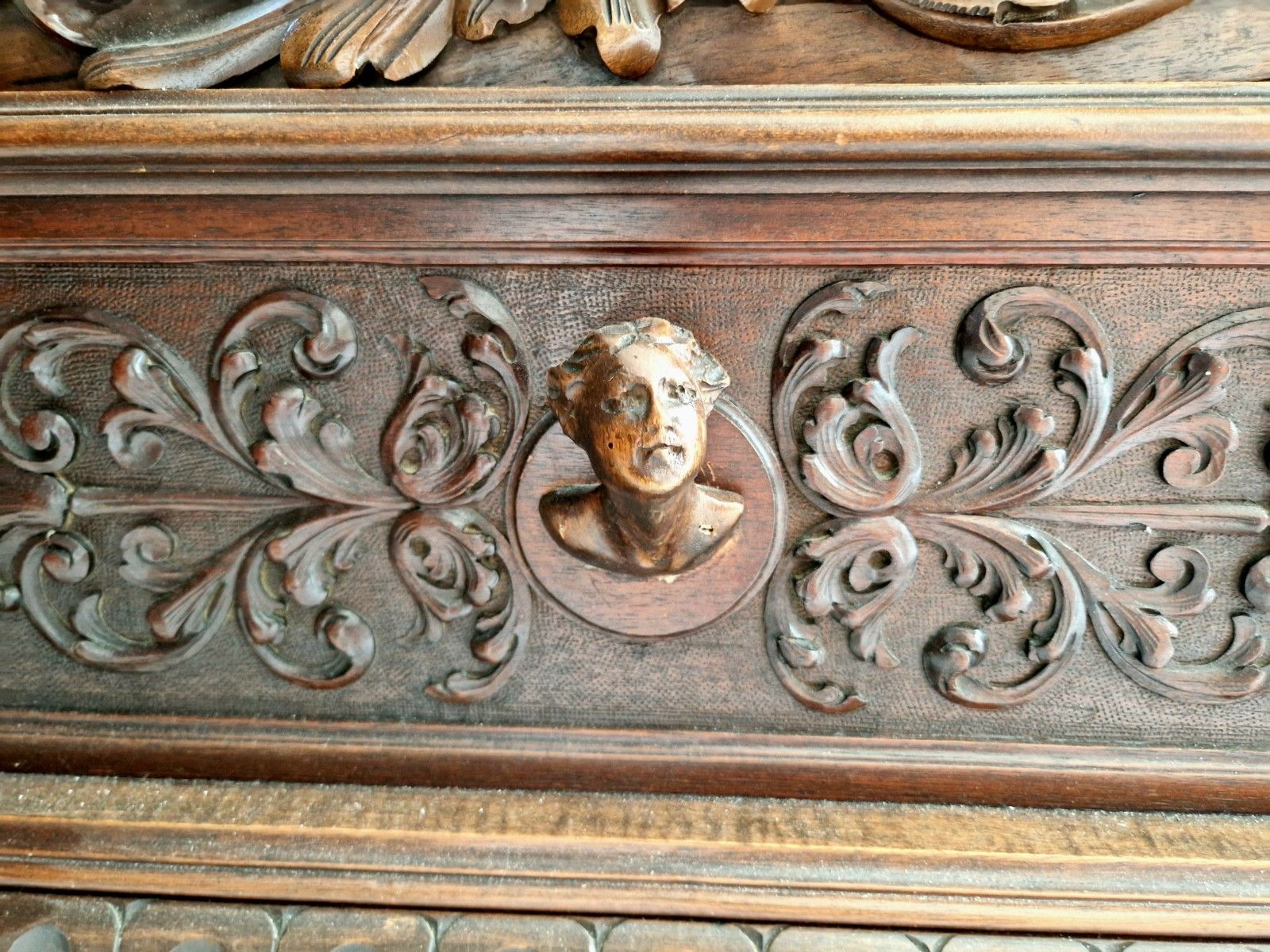 Antique Renaissance Bedroom Set King Size Bed Carved Walnut Italian Gothic Style photo for sale