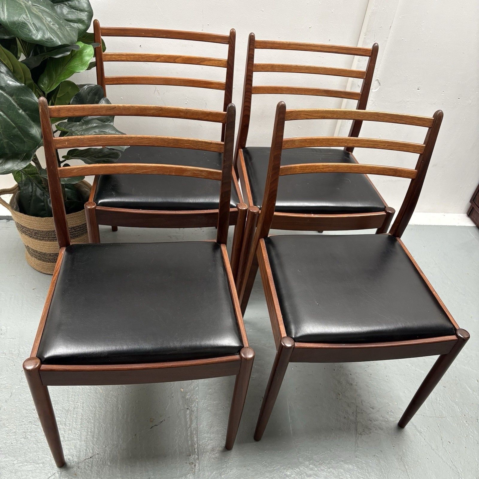 Ladderback Teak Dining Chairs By Victor Wilkins For G Plan, 1960s, Set Of 4 photo vinterior
