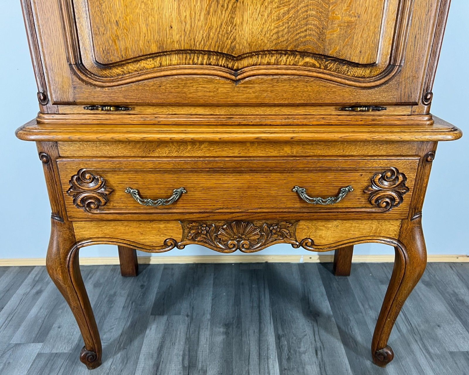 Cabinet Vintage French Louis XIV Style Cabriole Legs Carved Sideboard Lot 2917 photo vinterior
