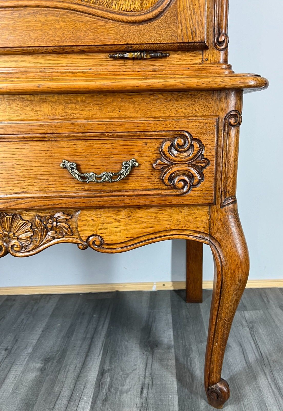 Cabinet Vintage French Louis XIV Style Cabriole Legs Carved Sideboard Lot 2917 photo vintage