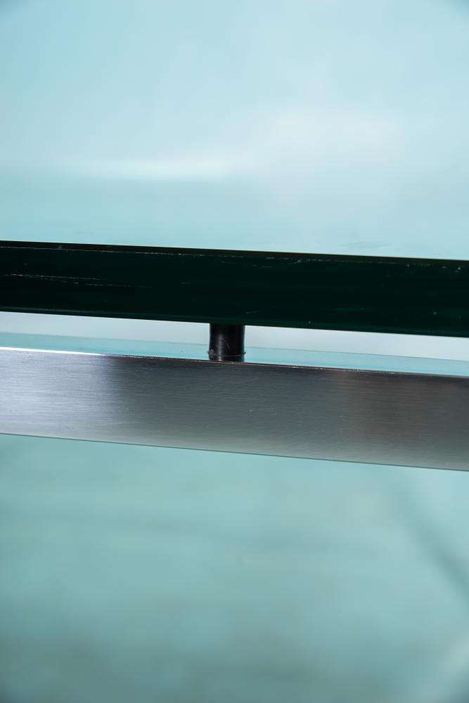 photo furniture Minimalistische Salontafel Knoll, Mid Century Salontafel
