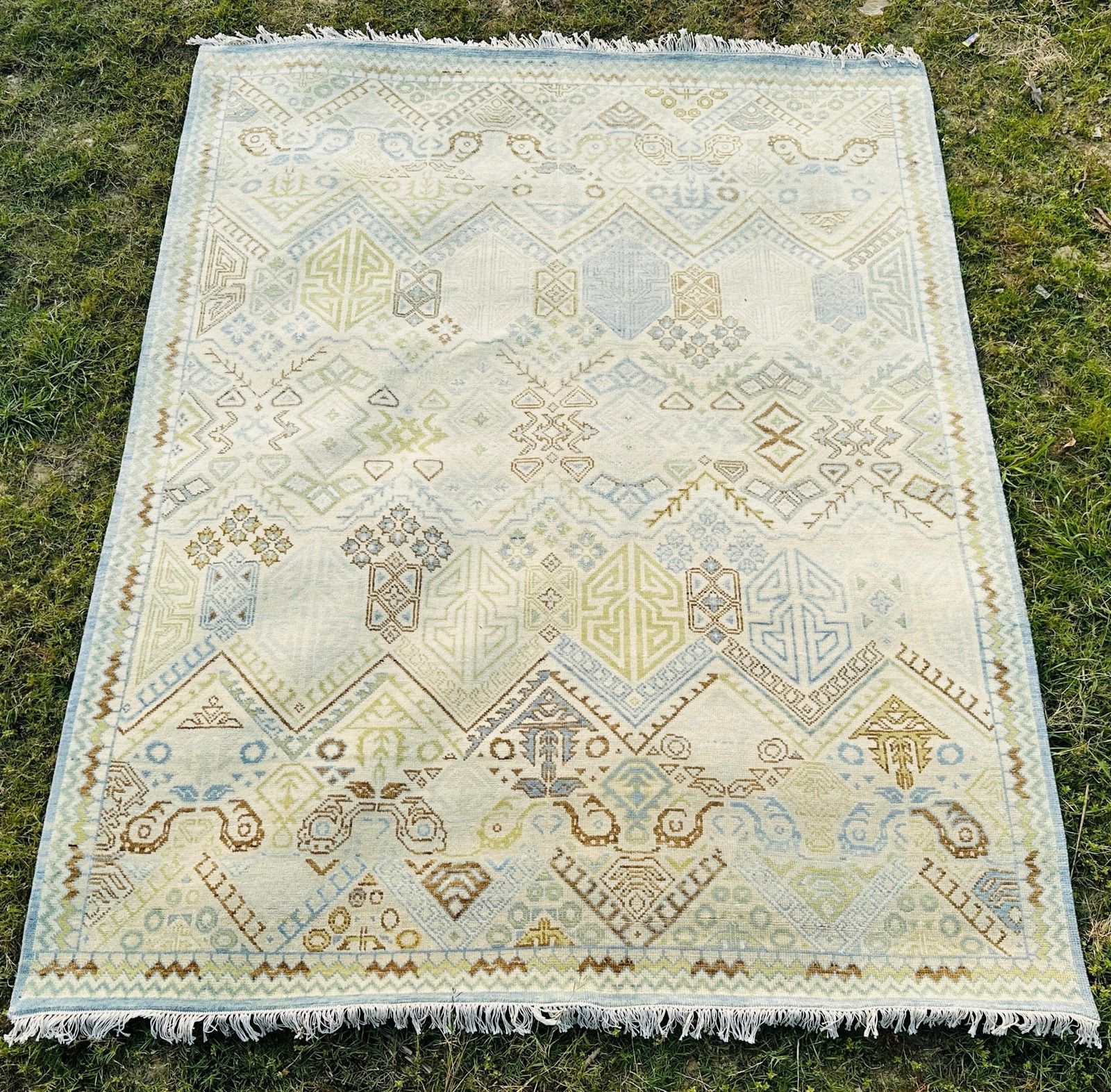 Tapis Oushak en laine noué à la main, 245 x 305 cm (8 x 10 ft). Motif géométrique beige photo for sale