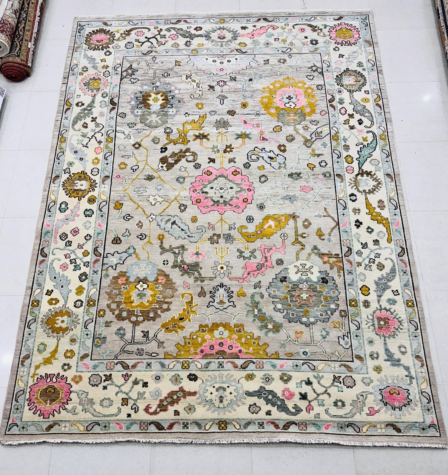 8x10 Ft Hand Knotted Oushak Area Rug For Living Room, Ivory Floral Design Carpet photo for sale