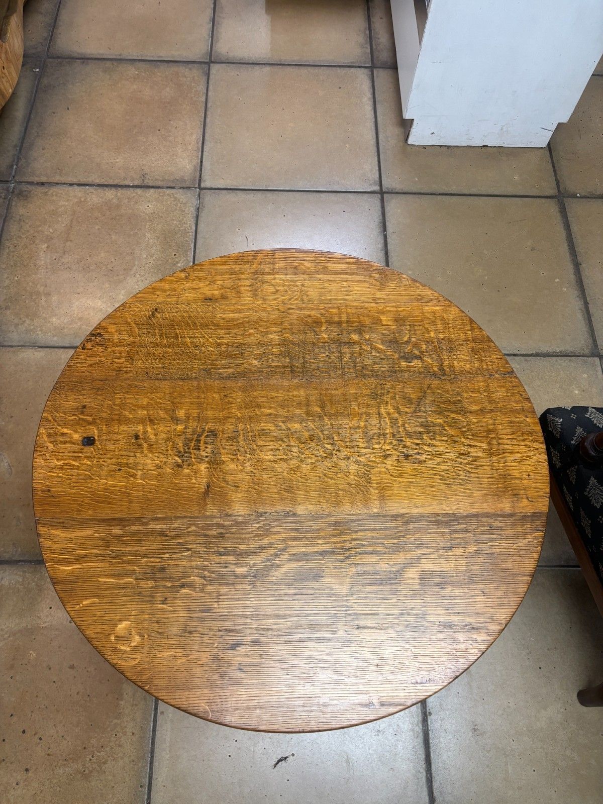 photo furniture Antique Georgian Oak Tripod Pedestal Tilt Top Table