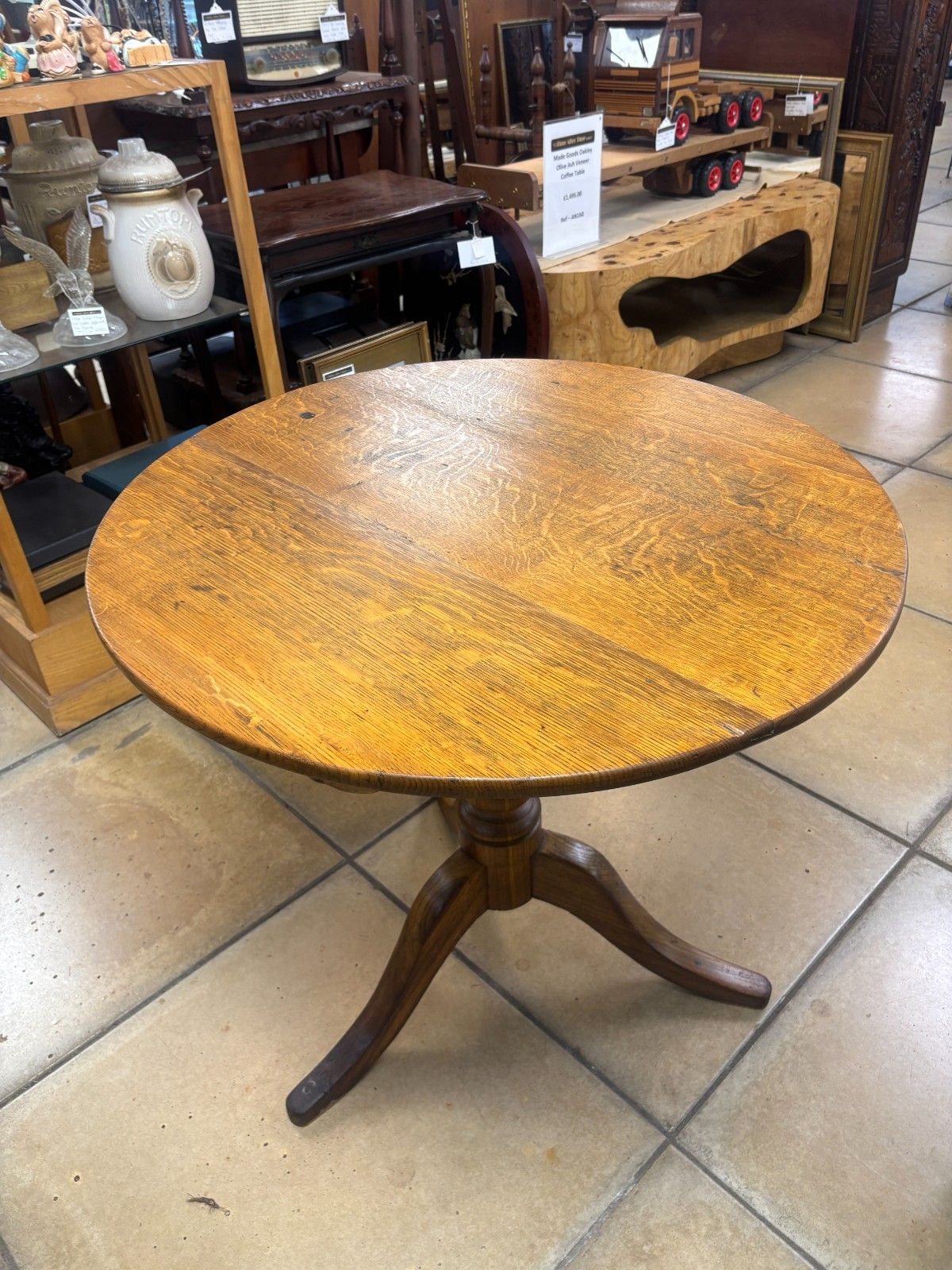 photo vinterior Antique Georgian Oak Tripod Pedestal Tilt Top Table