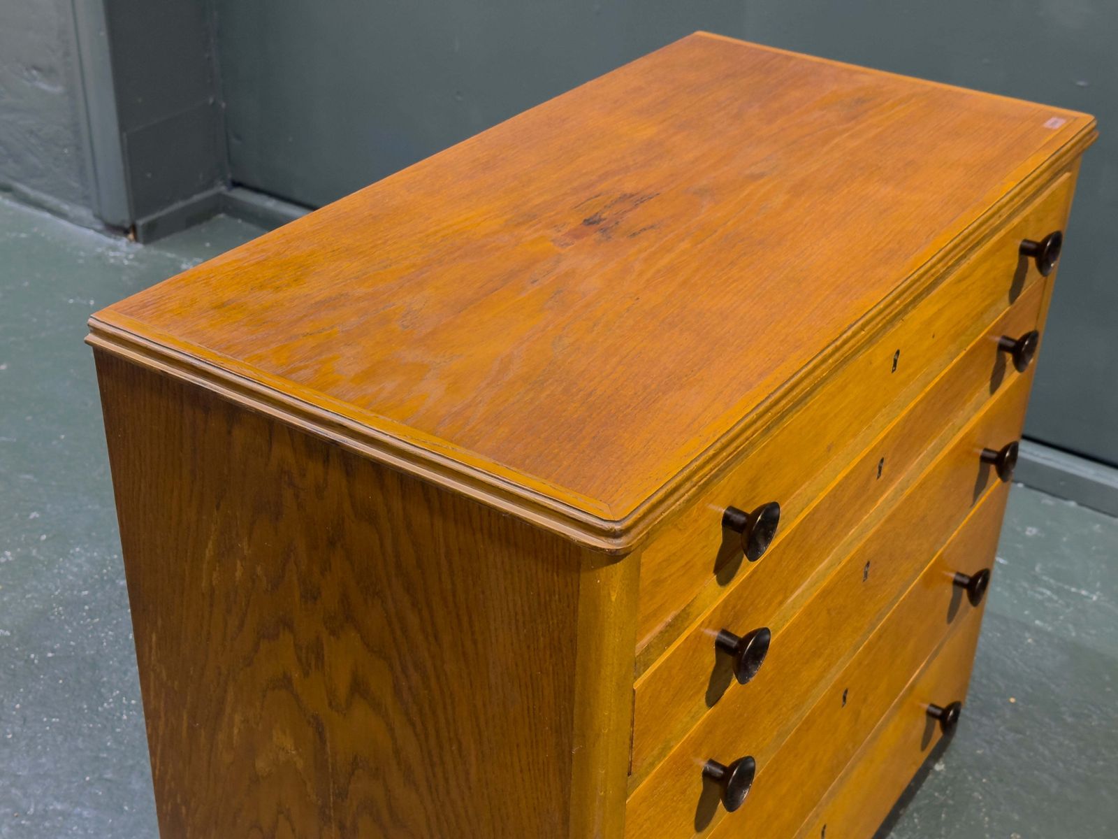 photo buy Chest Of Drawers With Wooden Handle